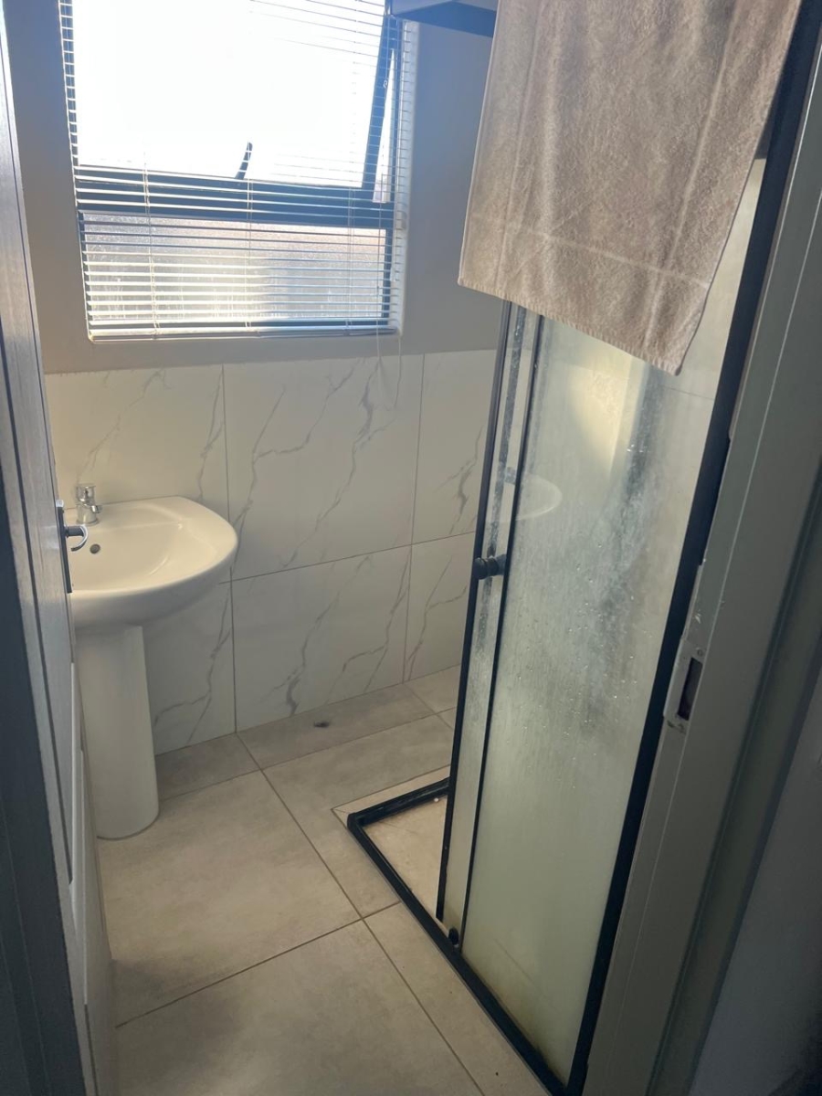 To Let 3 Bedroom Property for Rent in Ellaton North West